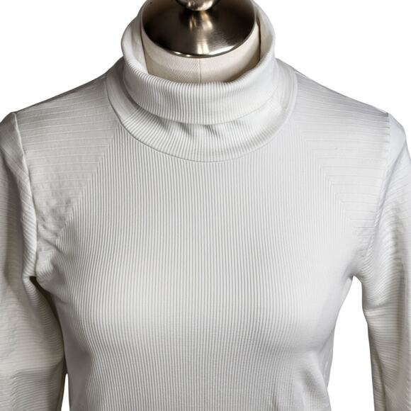 Athleta Flurry Blizzard Rib Turtleneck Womens Size Small White Top Long Sleeve - Picture 3 of 9